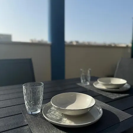 Y Atico En Tomares, Sevilla
